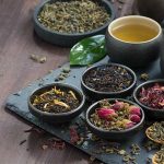 ۱۱ دمنوش‌ جادویی برای درمان فوری نفخ معده
