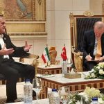 عکس عجیبی که دفتر رئیس جمهور درباره نقد به زبان بدن ‎پزشکیان منتشر کرد !
